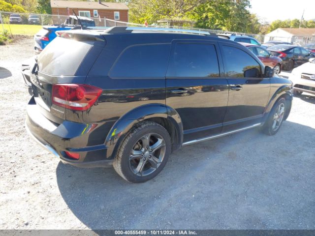 3C4PDCGG1FT592771 Dodge Journey Crossroad