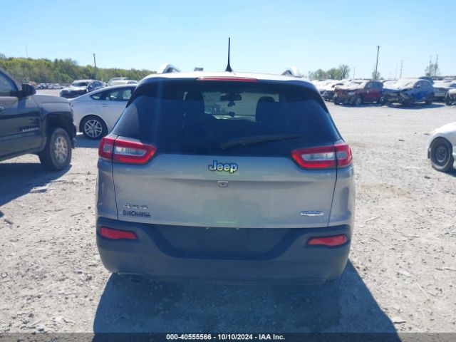 1C4PJMCBXEW298321 Jeep Cherokee Latitude