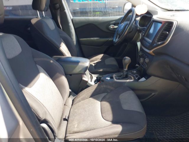 1C4PJMCBXEW298321 Jeep Cherokee Latitude