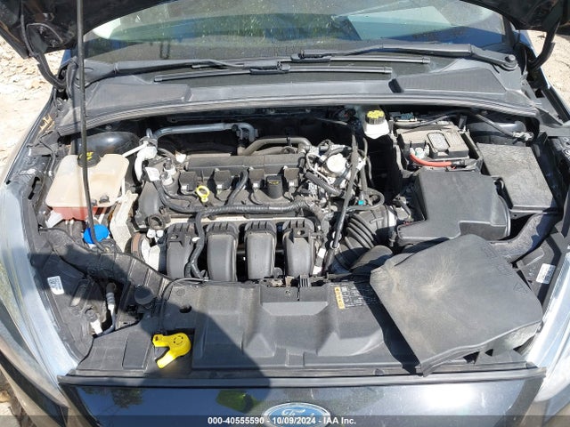 Ford FOCUS SE 2018 1FADP3K27JL254601 Image 10
