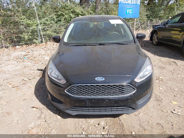 Ford FOCUS SE 2018 1FADP3K27JL254601 Image 12