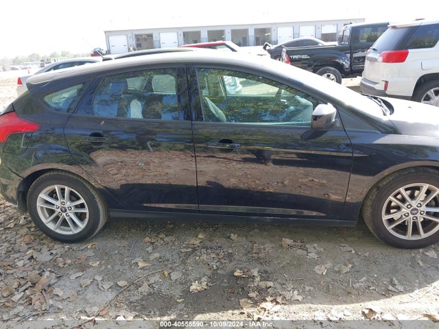 Ford FOCUS SE 2018 1FADP3K27JL254601 Image 13