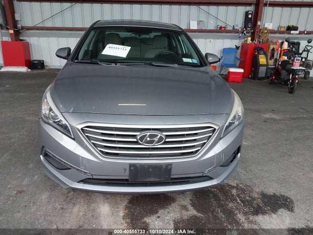 Hyundai SONATA SE 2015 5NPE24AF5FH174569 Image 12