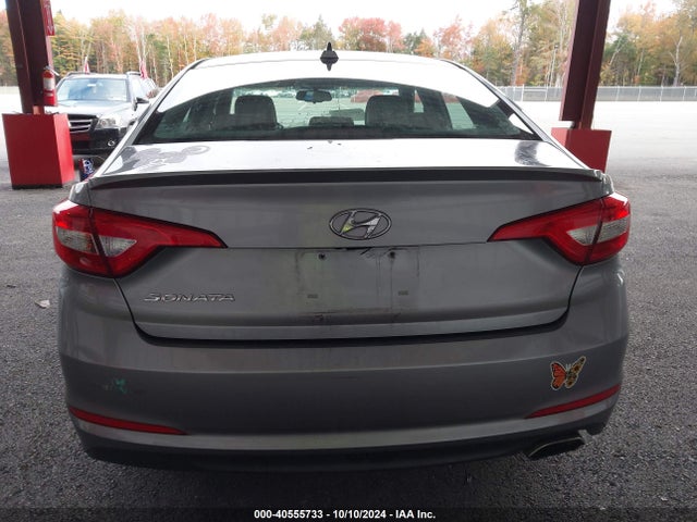 Hyundai SONATA SE 2015 5NPE24AF5FH174569 Image 16