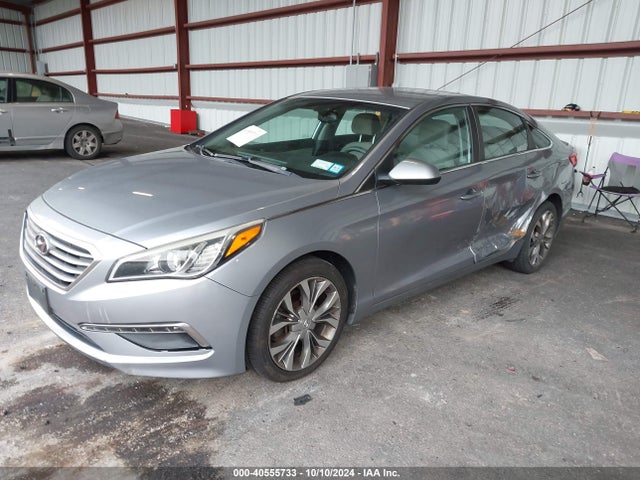 Hyundai SONATA SE 2015 5NPE24AF5FH174569 Image 2