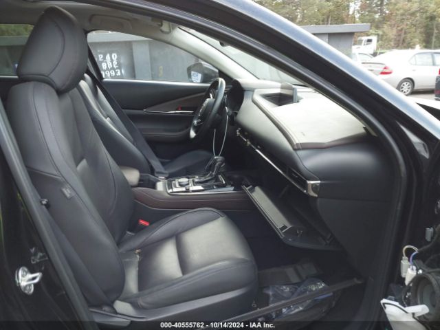 3MVDMBDLXMM268903 Mazda Cx-30 Premium