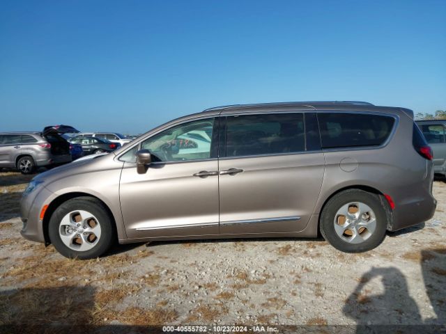 2C4RC1EG7HR686193 Chrysler Pacifica Touring-l Plus