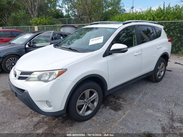 Toyota Rav4 Xle 2015 JTMWFREV1FD052210 Image 2