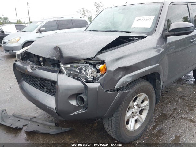 Toyota 4RUNNER SR5 2019 JTEZU5JR7K5202051 Image 6