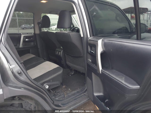 Toyota 4RUNNER SR5 2019 JTEZU5JR7K5202051 Image 8