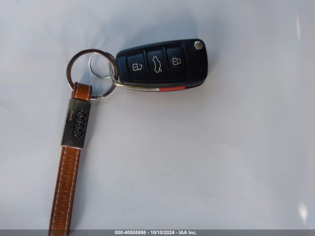 WA1EFCFS4GR008438 Audi Q3 2.0t Premium Plus