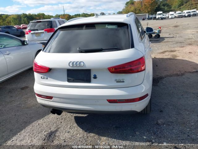 WA1EFCFS4GR008438 Audi Q3 2.0t Premium Plus