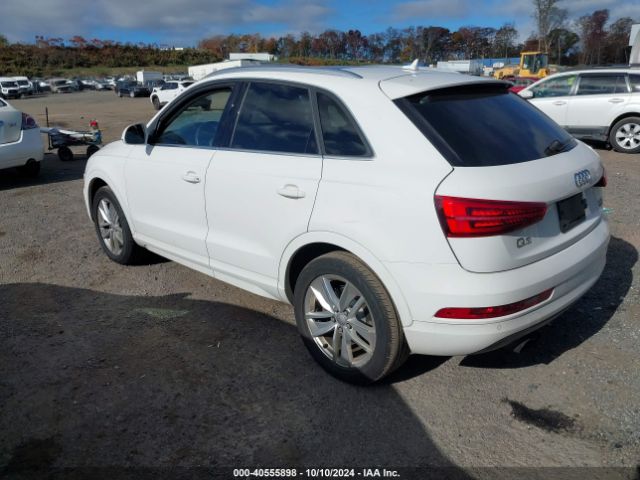 WA1EFCFS4GR008438 Audi Q3 2.0t Premium Plus