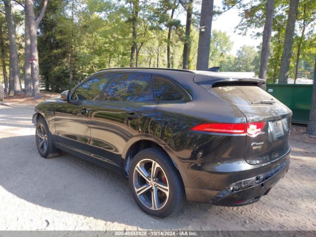 2017 JAGUAR F-PACE SADCM2BVXHA490611 Photo 2