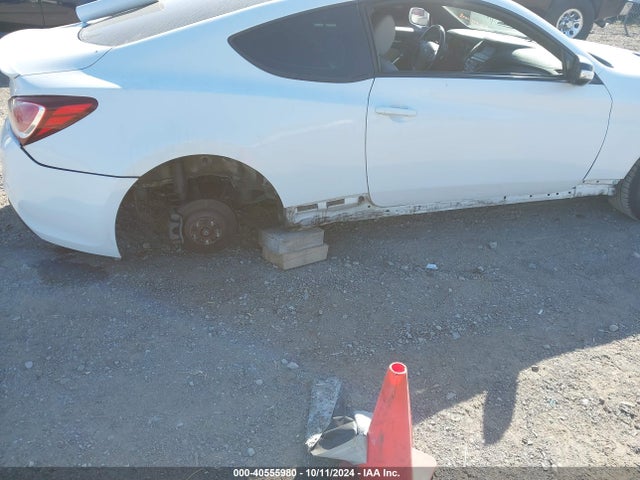Hyundai Genesis 3.8 Base 2015 KMHHT6KJ6FU128968 Image 6