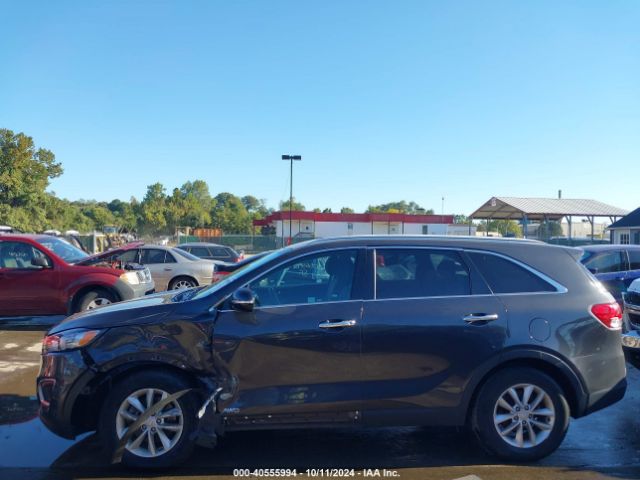 5XYPGDA32JG388371 KIA Sorento 2.4l Lx