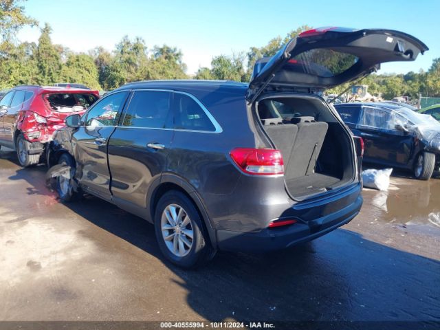 5XYPGDA32JG388371 KIA Sorento 2.4l Lx