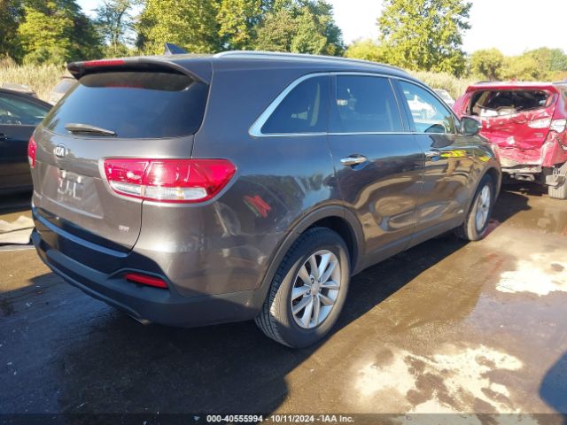 5XYPGDA32JG388371 KIA Sorento 2.4l Lx