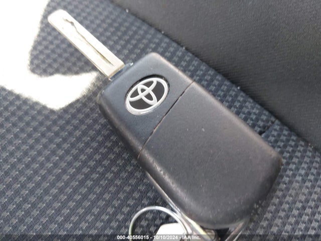Toyota RAV4 LE 2019 2T3H1RFV8KW053681 Image 11