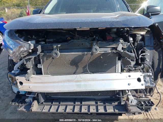 Toyota RAV4 LE 2019 2T3H1RFV8KW053681 Image 6
