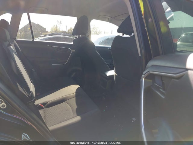 Toyota RAV4 LE 2019 2T3H1RFV8KW053681 Image 8