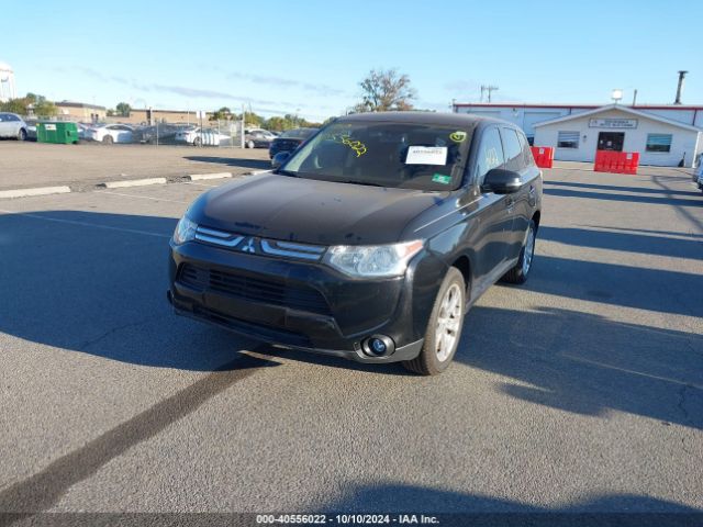 JA4AD3A32EZ014238 Mitsubishi Outlander Se