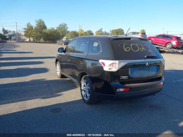 JA4AD3A32EZ014238 Mitsubishi Outlander Se