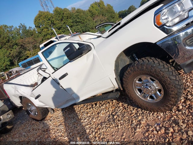 3C6UR5CJXRG145149 RAM 2500 Tradesman  4x4 6'4 Box