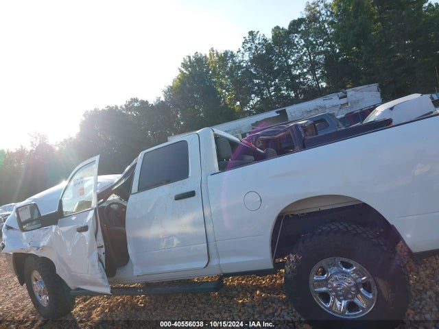 3C6UR5CJXRG145149 RAM 2500 Tradesman  4x4 6'4 Box