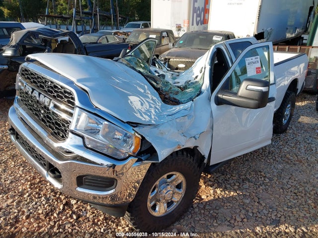 3C6UR5CJXRG145149 RAM 2500 Tradesman  4x4 6'4 Box