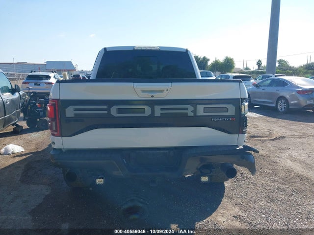 Ford F-150 Raptor 2018 1FTFW1RG2JFD38836 Image 16