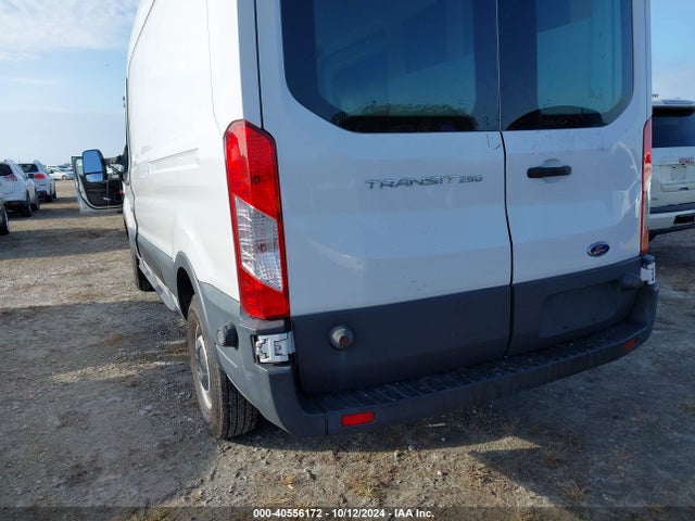 Ford Transit-250 2015 1FTNR2CM5FKA02846 Image 3