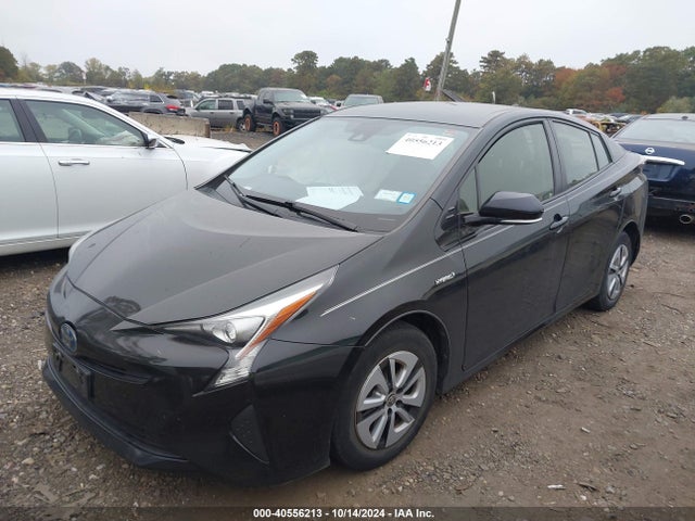JTDKARFU8H3031012 Toyota Prius Three