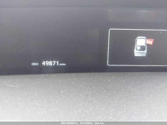 JTDKARFU8H3031012 Toyota Prius Three
