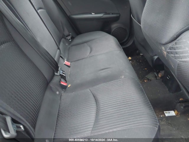 JTDKARFU8H3031012 Toyota Prius Three