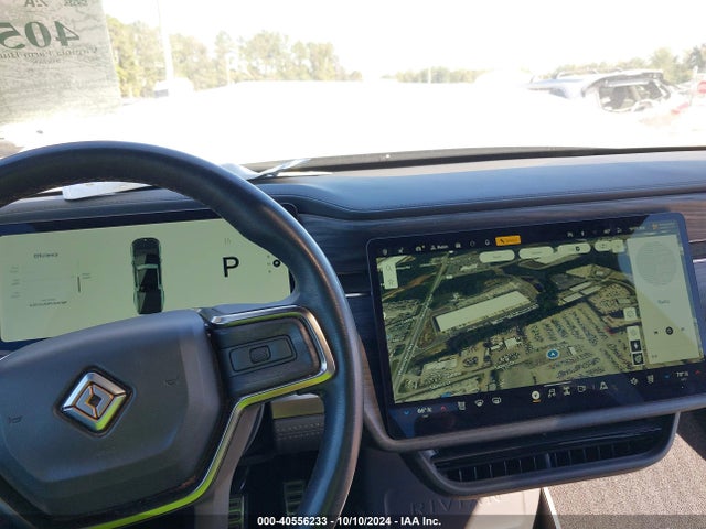 Rivian R1t Adventure 2022 7FCTGAAA4NN009584 Image 18