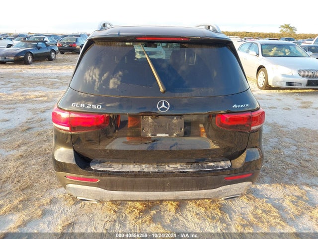 W1N4M4HB4LW025349 Mercedes-Benz Glb 250 4matic