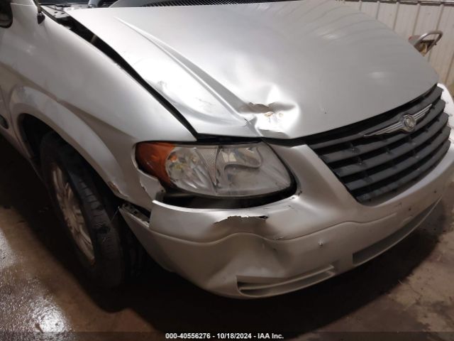 2005 CHRYSLER TOWN & COUNTRY 1C4GP45R25B380589 Photo 5