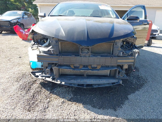 3LN6L2G90FR628968 Lincoln MKZ