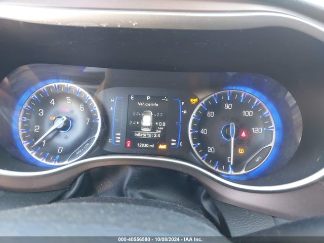 2C4RC1CG8PR597427 Chrysler Voyager Lx