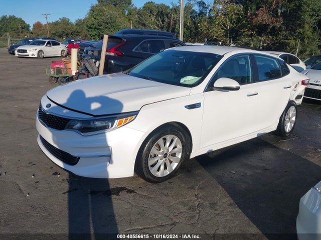 KIA Optima Lx 2017 5XXGT4L33HG171077 Image 2