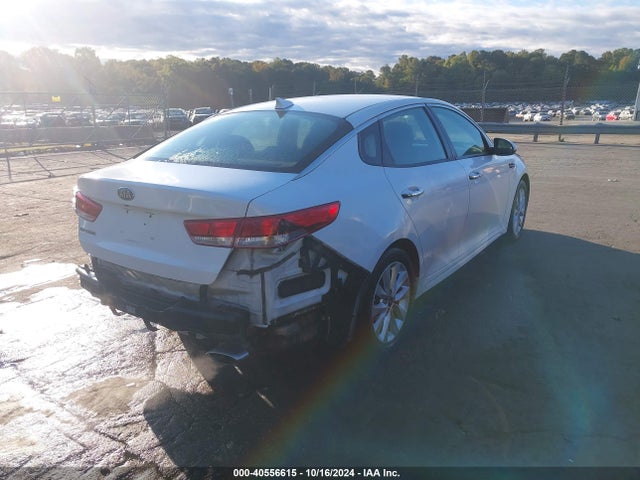 KIA Optima Lx 2017 5XXGT4L33HG171077 Image 4