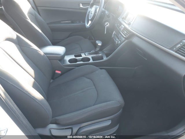 KIA Optima Lx 2017 5XXGT4L33HG171077 Image 5