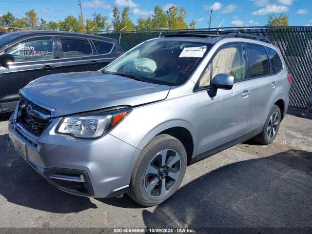 Subaru Forester 2.5i Premium 2018 JF2SJAGC1JH565471 Image 2