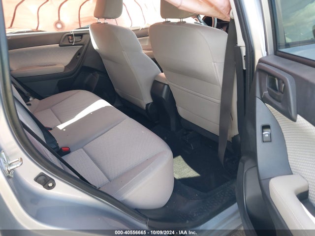 Subaru Forester 2.5i Premium 2018 JF2SJAGC1JH565471 Image 8