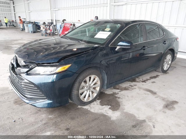 Toyota CAMRY LE 2020 4T1C11AK2LU981442 Image 2