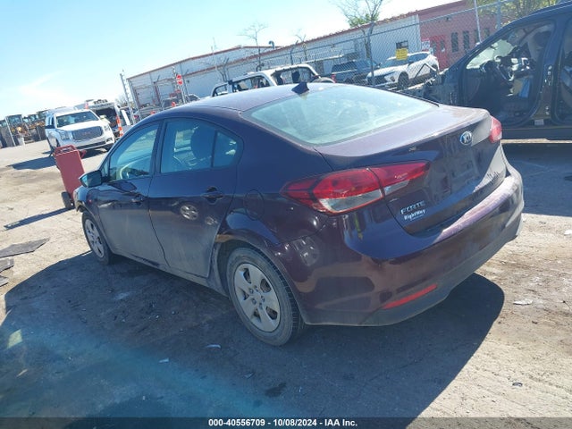 KIA FORTE LX 2018 3KPFK4A76JE169861 Image 3