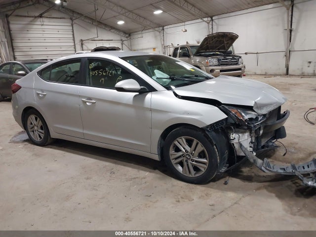 2019 5NPD84LF4KH439452 main image