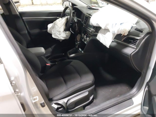 Hyundai ELANTRA SEL 2019 5NPD84LF4KH439452 Image 5