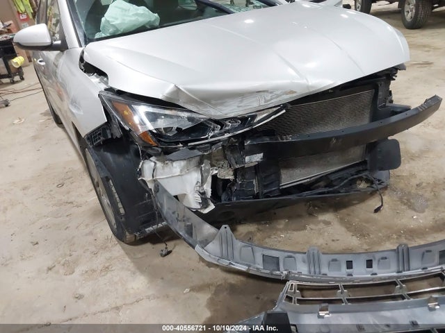 Hyundai ELANTRA SEL 2019 5NPD84LF4KH439452 Image 6